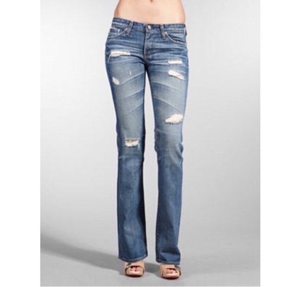 Ag Adriano Goldschmied Denim - AG  ANGEL BOOT CUT 18 YEARS DAMAGED
Size 29R